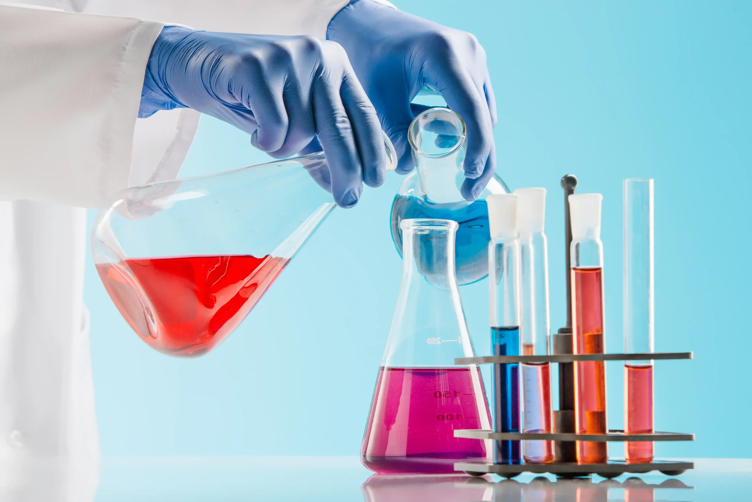 1 Thí nghiệm-Chemistry-Lab-Cducing-Pro-Thủ hành
